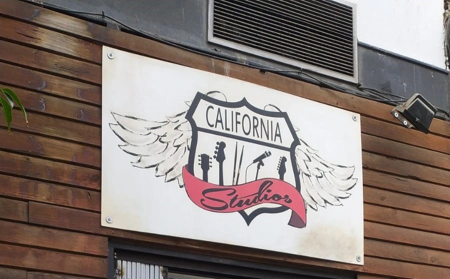 Dentro de una canción en California&nbsp;Studios