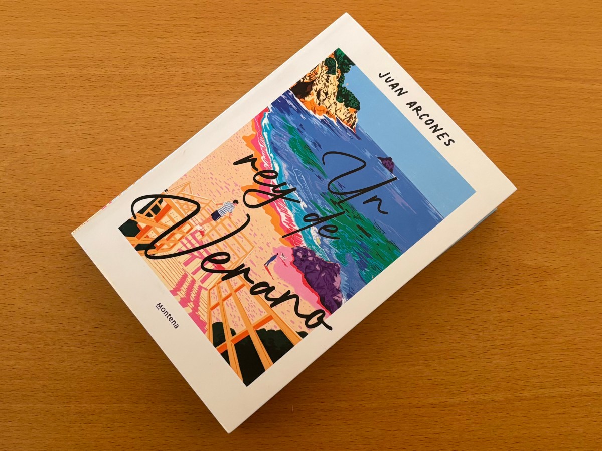 ‘Un rey de verano’: una magnífica novela impuntual de Juan&nbsp;Arcones