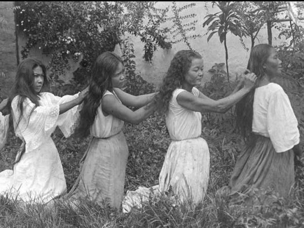 En los brazos del Otro, me comprendo: una Oda a la Vida en&nbsp;común