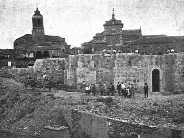 Santa Teresa y Alba de Tormes: un paseo por la&nbsp;literatura